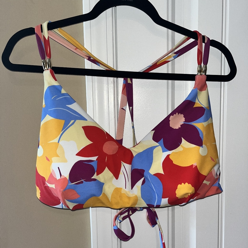 Time and Tru floral bikini with top sz 1X 16w-18w Bottoms Sz Large 12-14